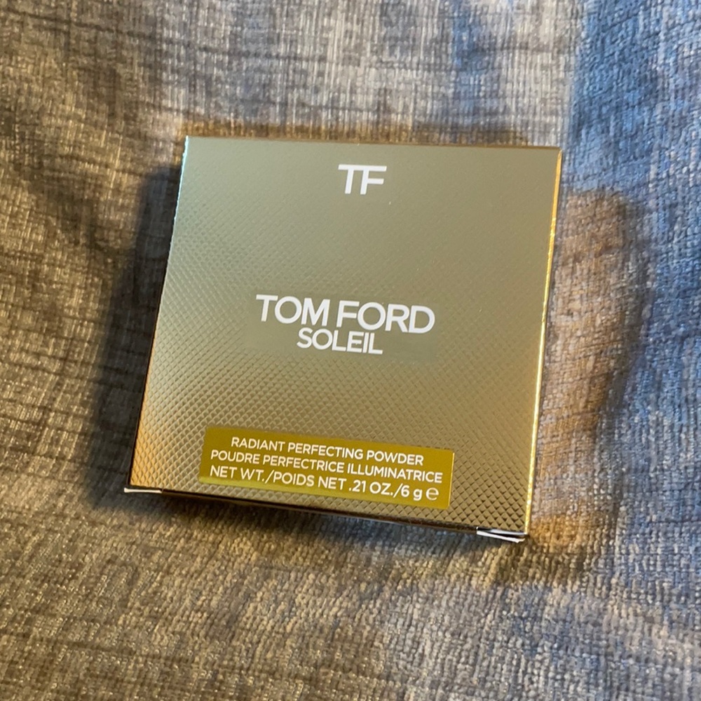 Tom Ford Soleil Radiant Perfecting Powder - Gilt Glow